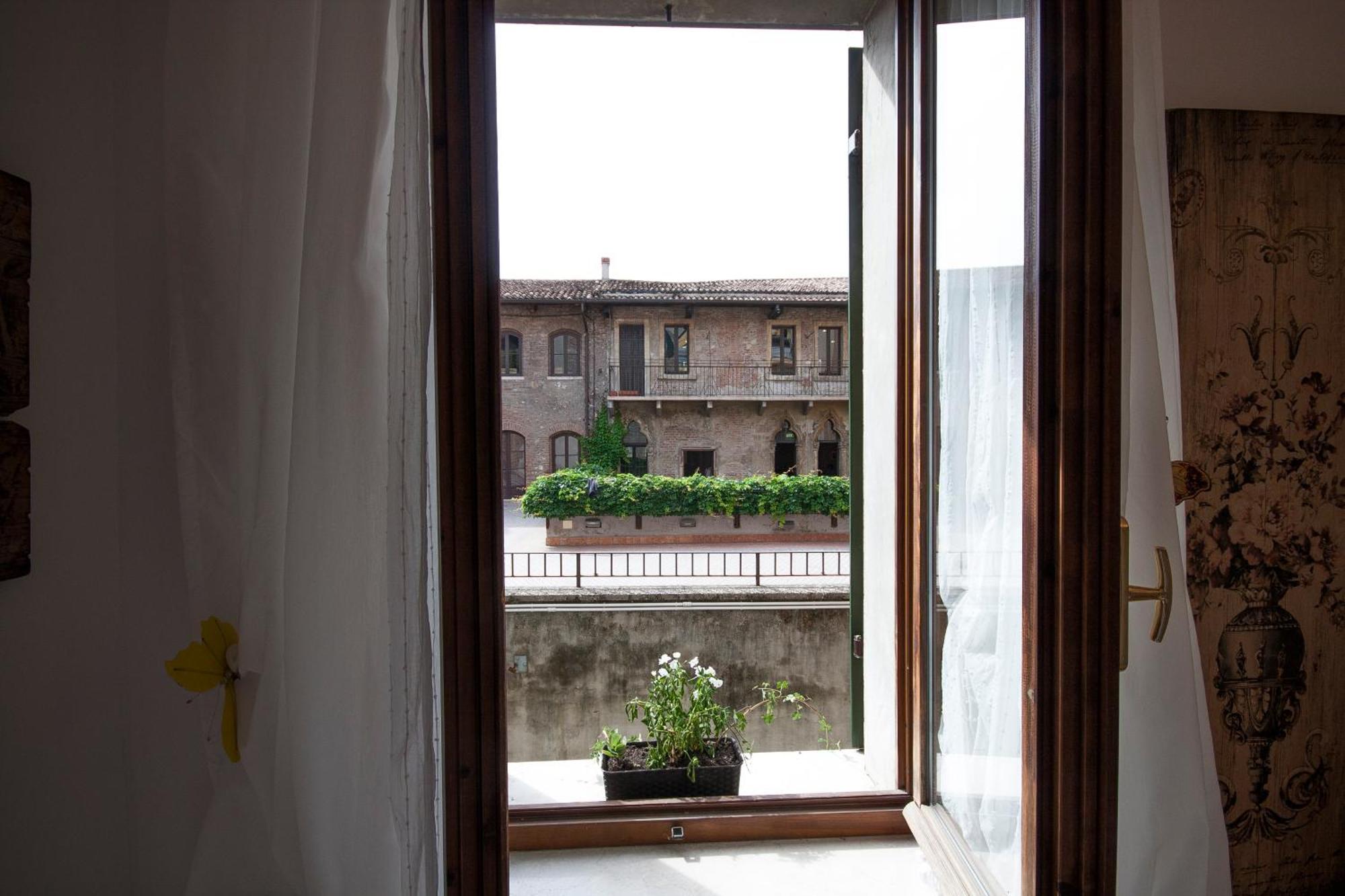 Le Suite Di Giulietta Verona Exterior foto